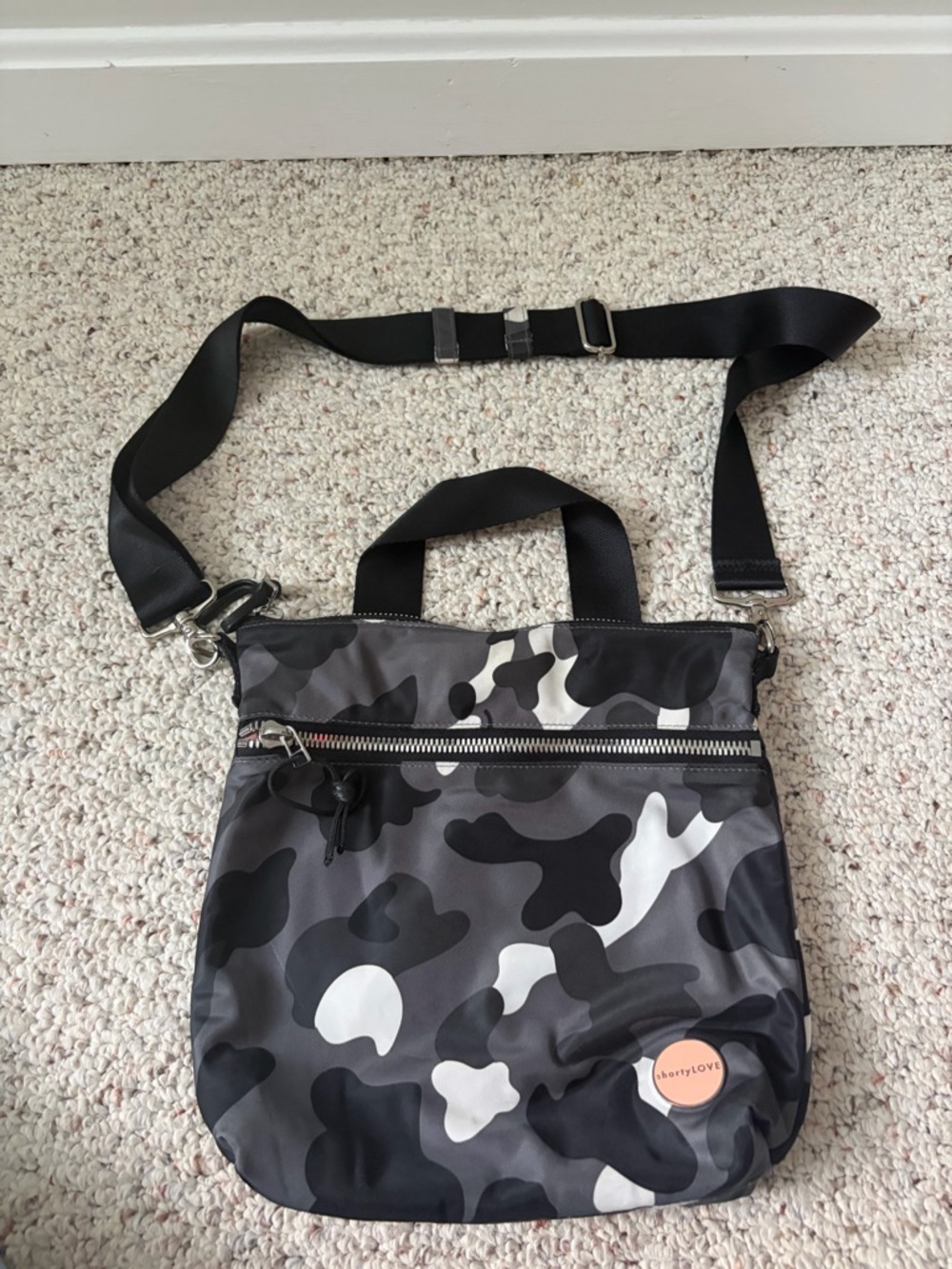 ShortyLOVE Amuse Camo Crossbody Bag - Compact Everyday Carry